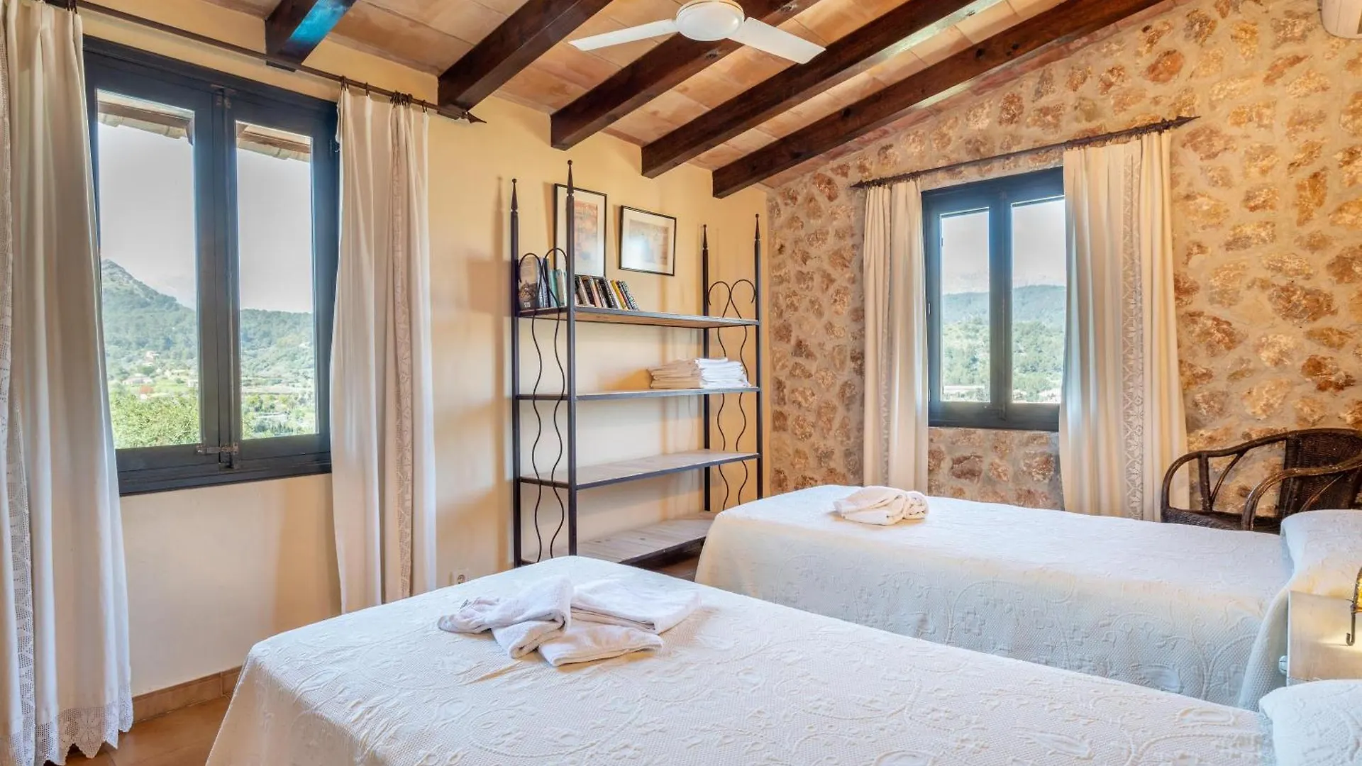 Pou Dels Escarabats Villa Pollenca